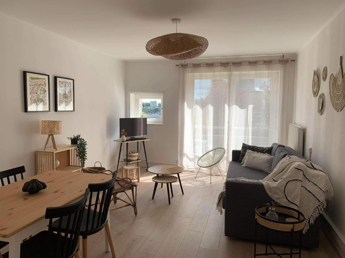 Appartement 40M2 Vue Sur Mer Acces Direct Plage Et Parking Prive دينار المظهر الخارجي الصورة